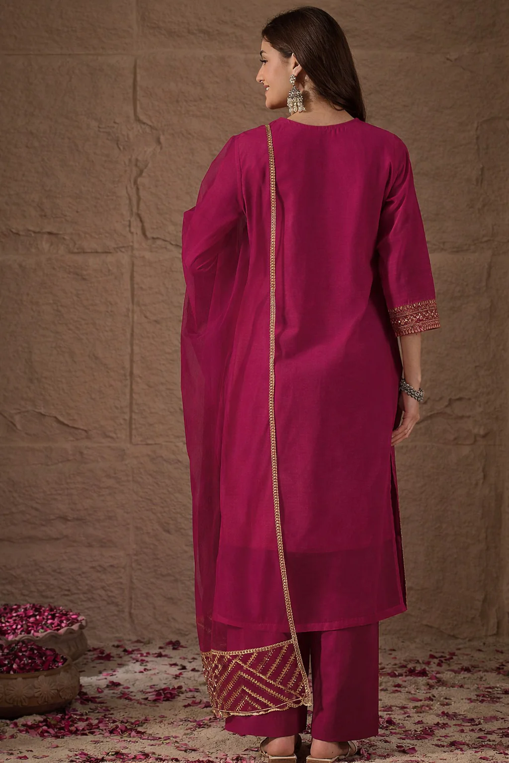 PINK V NECK BACK IMAGE