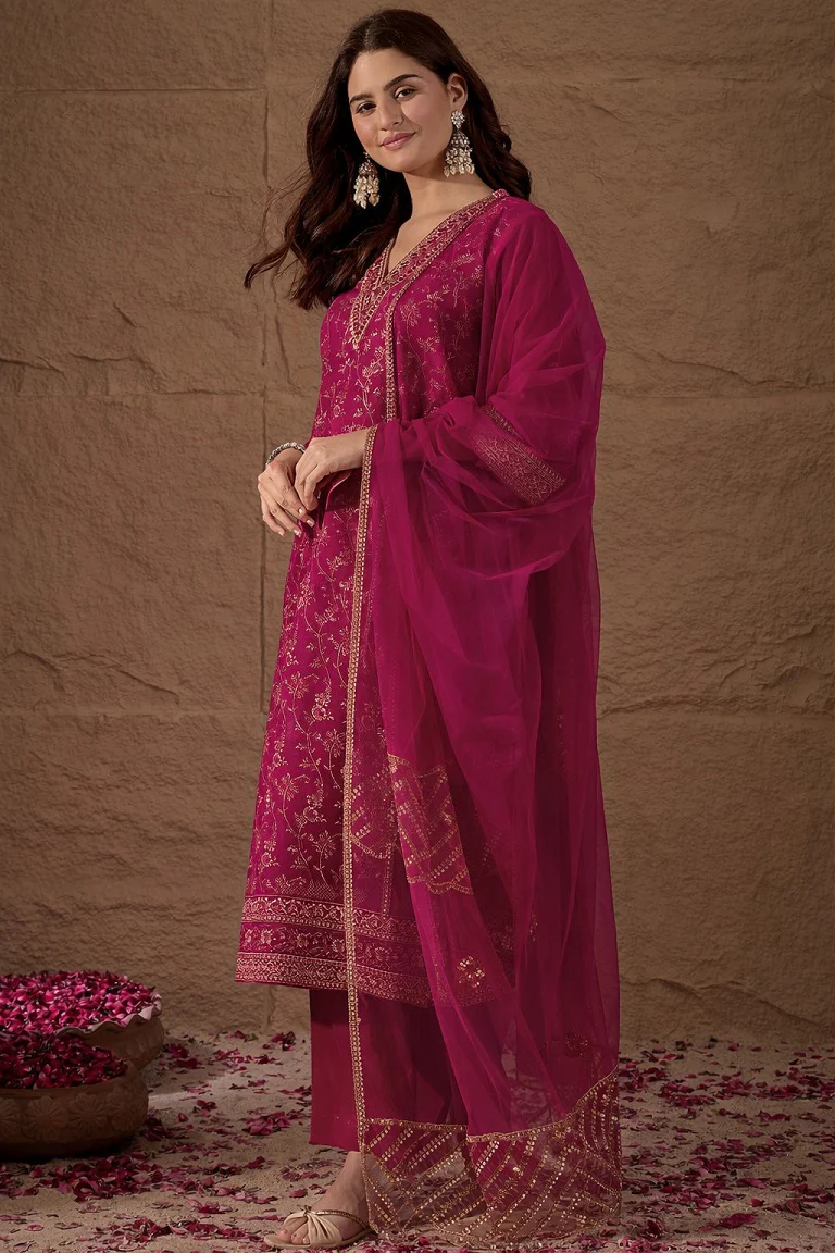 PINK V NECK SIDE IMAGE